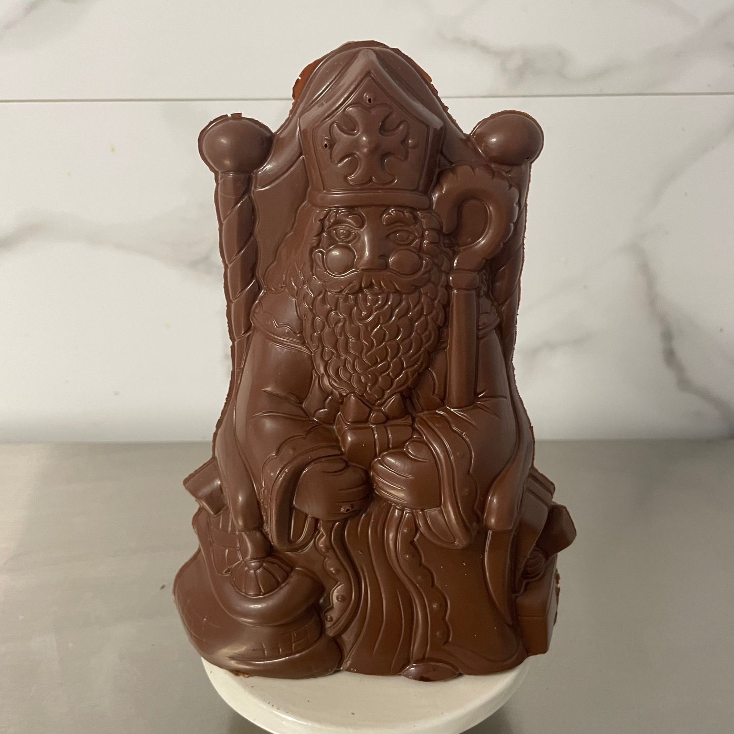 Sint op troon 22,5cm